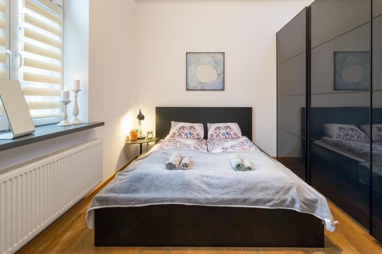 Modern, Stylish And Comfy In Trendy Jewish Quarter Apartment Krakow Exterior photo